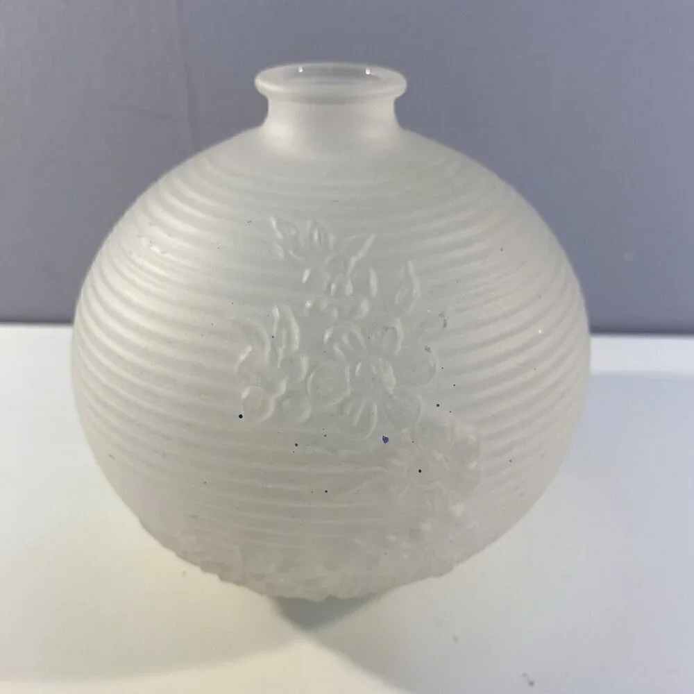 Avon Vintage Bud Vase Frosted Glass 4